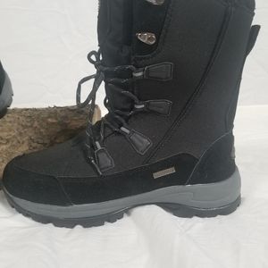 Womens Snow Boots Size 8.5